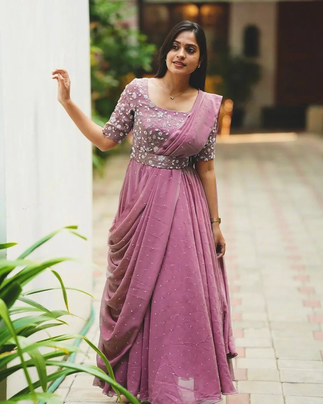 Aradhana - Indianstree