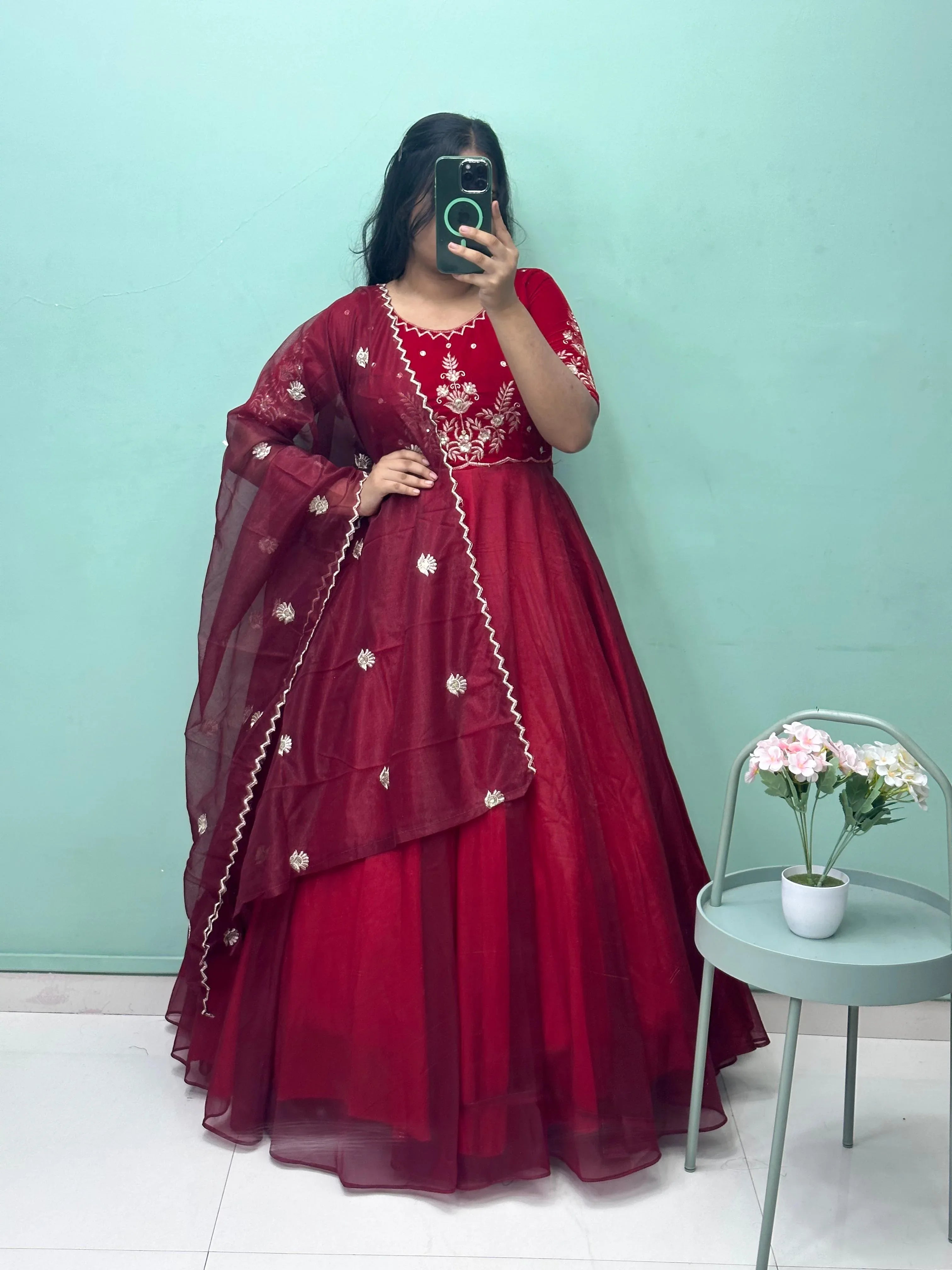 SONIYA - Indianstree