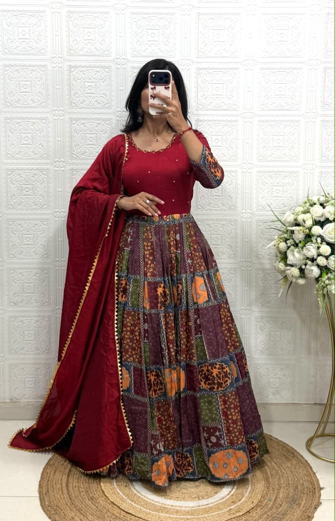 Aayushi
