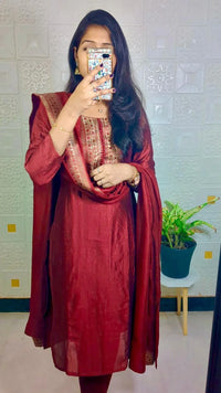 Aishwarya - Indianstree