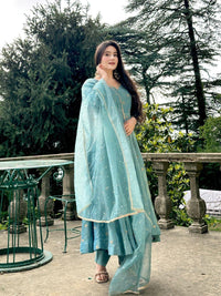 Saisha - Indianstree