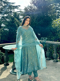 Saisha - Indianstree