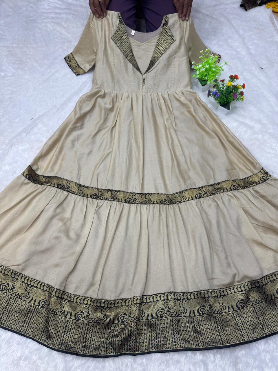 Sindhu - Indianstree