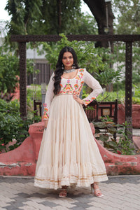 Tanvi - Indianstree