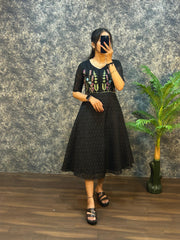 Aakshi